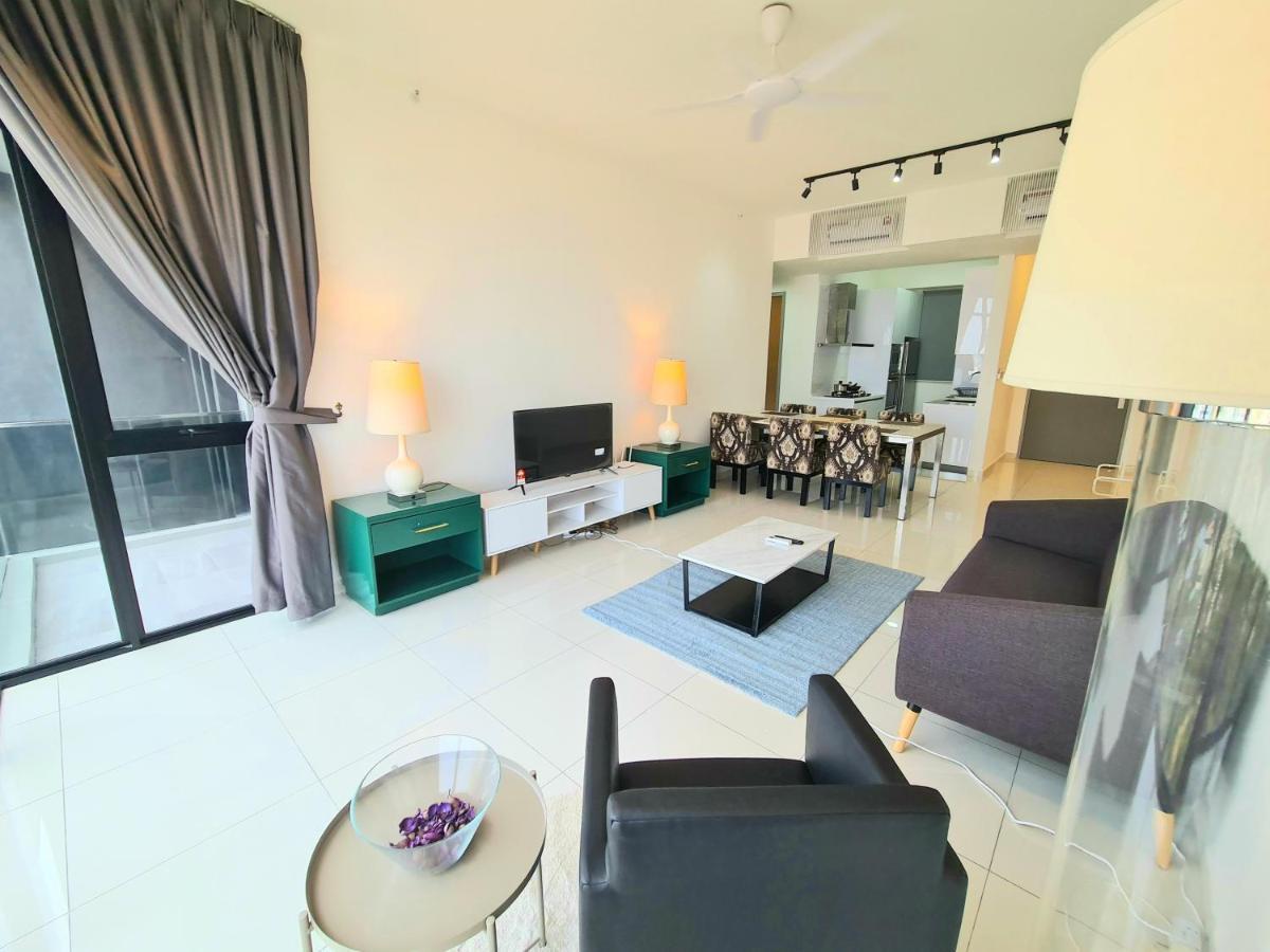 Apartment Beacon Executive *