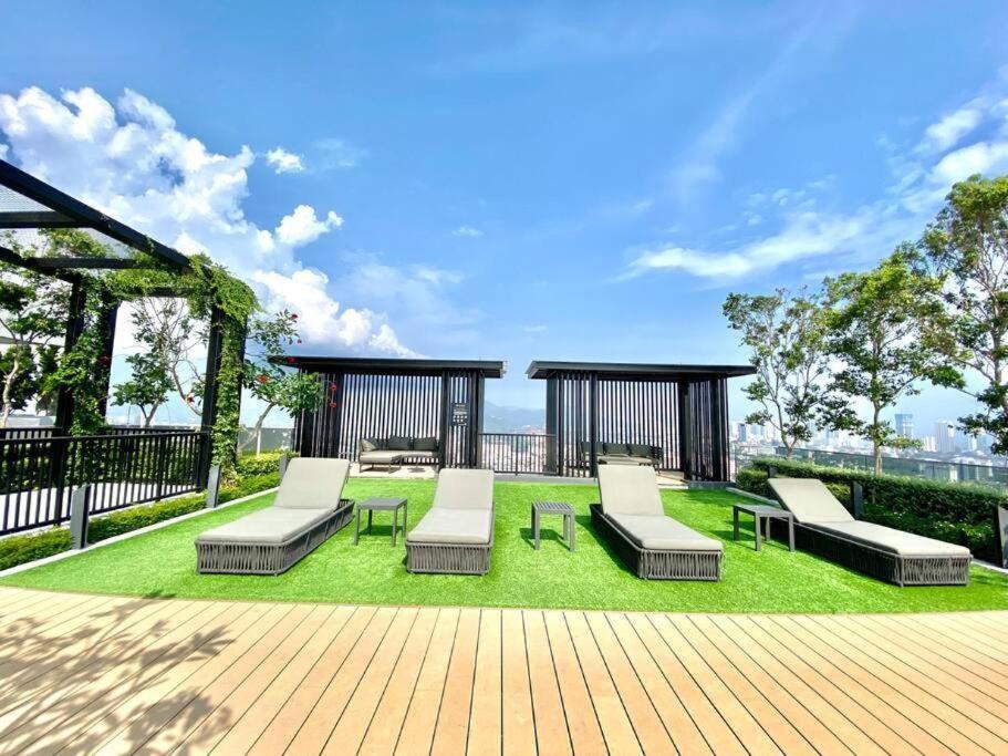 Beacon Executive * George Town