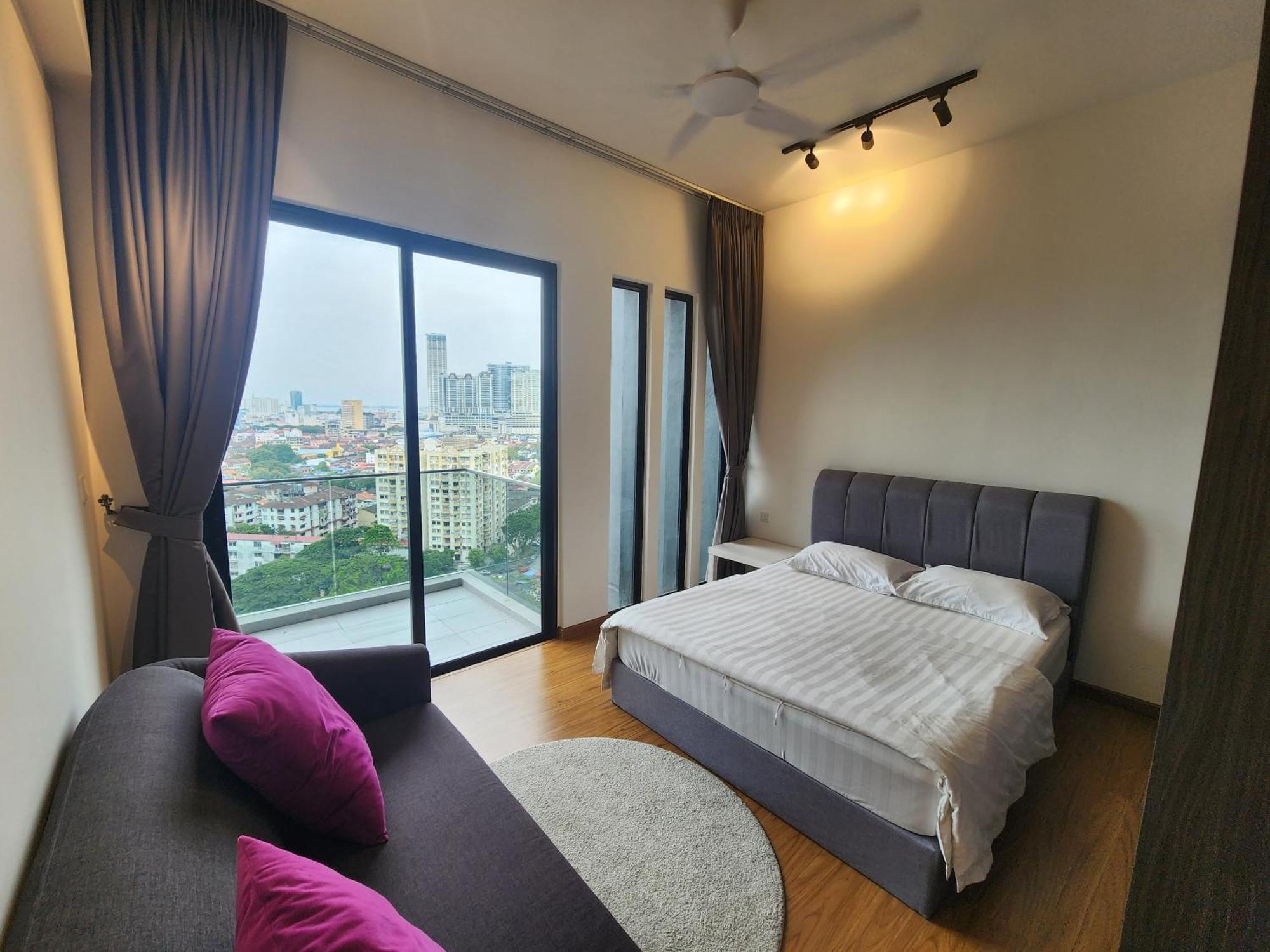 Apartment Beacon Executive *